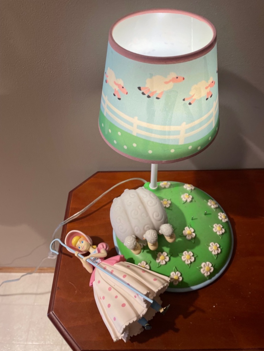 Toy Story Bo Peep Lamp - Picture 2 of 3